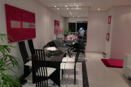 Apartamento à venda com 3 quartos, sendo 1 suíte,  no Centro, Mogi das Cruzes, SP
