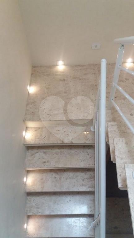 Sobrado à venda com 4 quartos, sendo 3 suítes, em Cambuci, São Paulo, SP