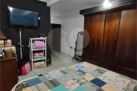 Casa à venda com 4 quartos, sendo 1 suíte, em Vila Mazzei, São Paulo, SP