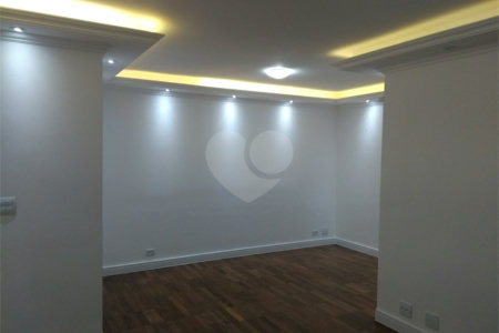 Apartamento à venda com 3 quartos, sendo 1 suíte, em Perdizes, São Paulo, SP