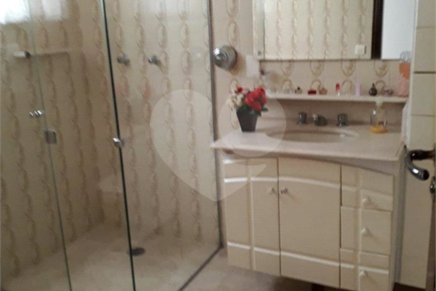 Casa à venda com 3 quartos, sendo 2 suítes, em Parada Inglesa, São Paulo, SP