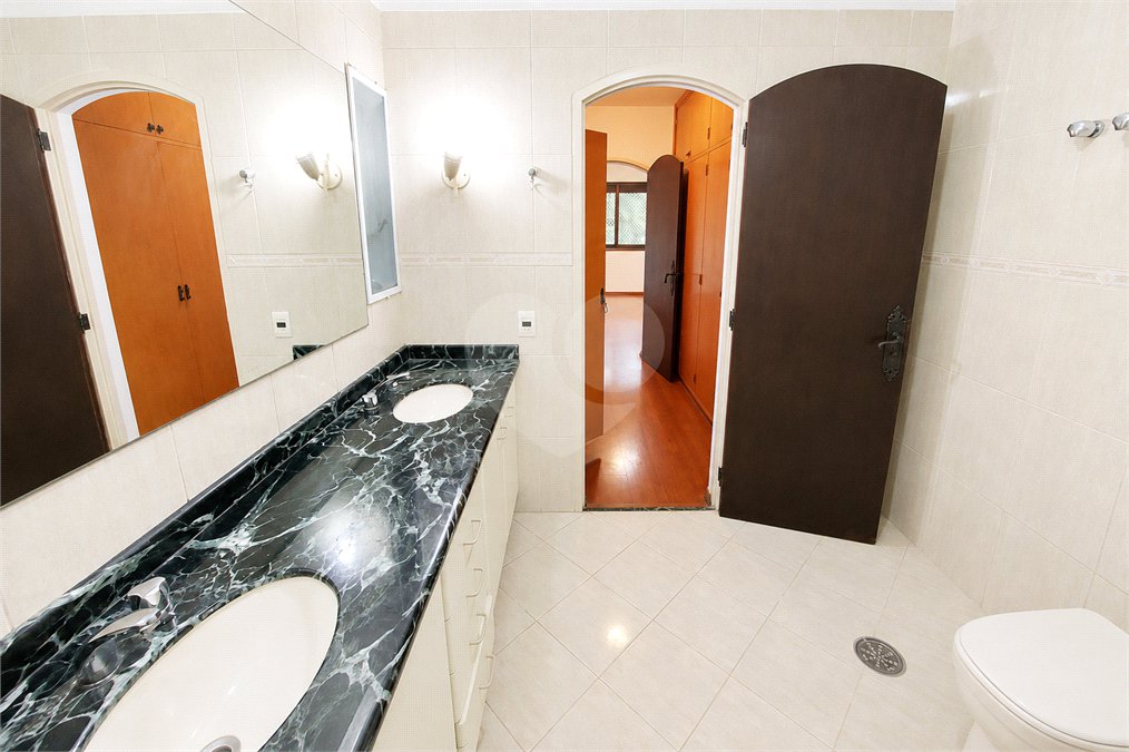 Apartamento à venda ou para alugar com 3 quartos, sendo 1 suíte,  em Granja Julieta, São Paulo, SP