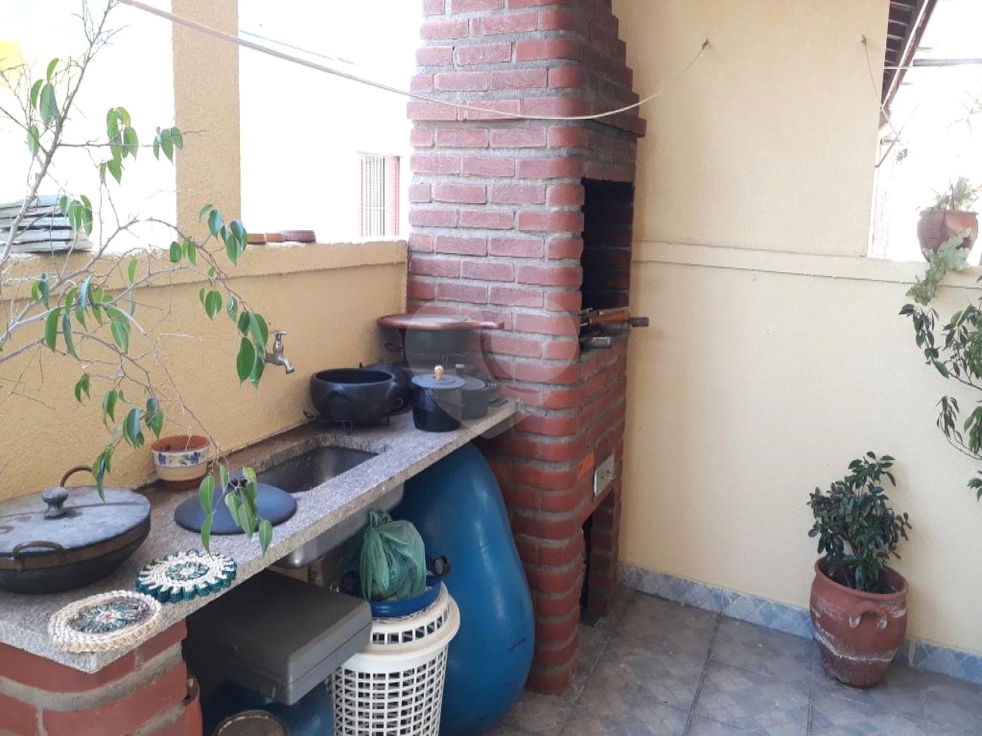 Casa à venda com 3 quartos, sendo 2 suítes, em Cidade dos Bandeirantes, São Paulo, SP