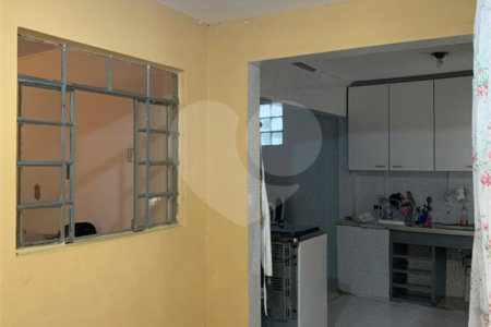 Sobrado à venda com 6 quartos, sendo 1 suíte, em Vila Aurora (zona Norte), São Paulo, SP