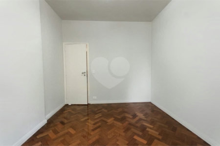 Apartamento à venda com 4 quartos, sendo 1 suíte, em Lagoa, Rio de Janeiro, RJ