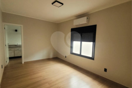Casa à venda com 4 suítes em Nova Gardênia, Atibaia, SP