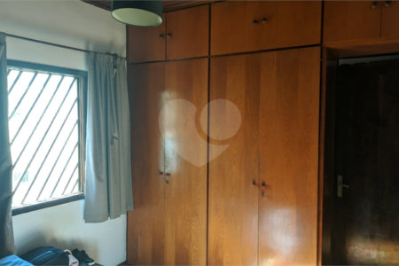 Sobrado à venda com 4 quartos, sendo 2 suítes, em Santana, São Paulo, SP