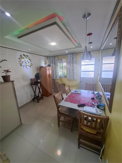 Casa à venda com 2 quartos, sendo 1 suíte, no condomínio Clube Caminho do Park, Rio de Janeiro - RJ