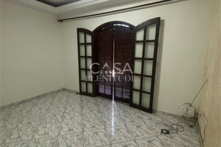 Sobrado à venda com 3 quartos, sendo 1 suíte, em Wanel Ville, Sorocaba, SP