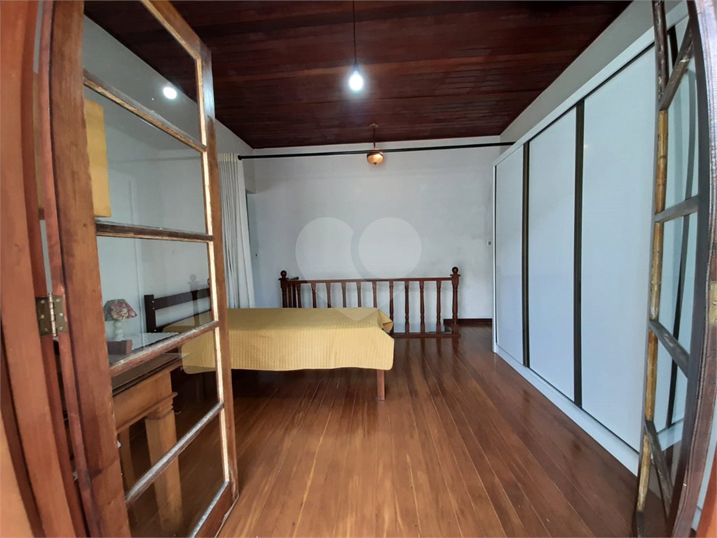 Sobrado à venda com 5 quartos, sendo 1 suíte, em Santana, São Paulo, SP