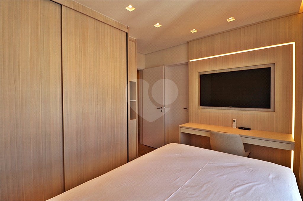 Apartamento à venda com 4 suítes em Santana, São Paulo, SP