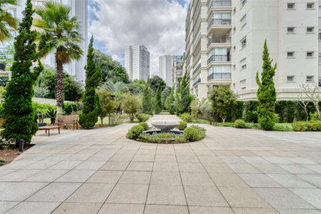 Apartamento à venda com 4 suítes em Alto da Boa Vista, São Paulo, SP