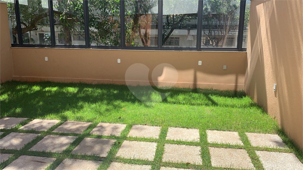 Apartamento à venda com 2 quartos, sendo 1 suíte,  em Alto da Boa Vista, São Paulo, SP