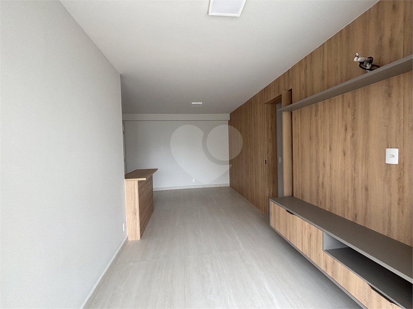 Apartamento à venda ou para alugar com 2 quartos, sendo 1 suíte, em Barra Funda, São Paulo, SP