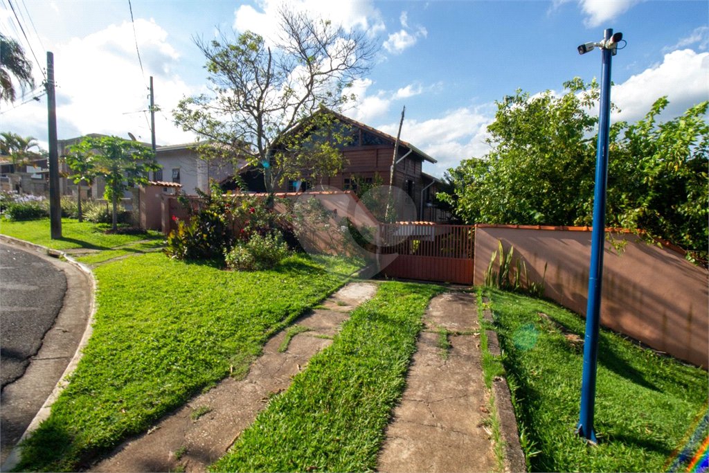 Casa à venda com 3 quartos, sendo 1 suíte,  em Jardim Villaça, São Roque, SP