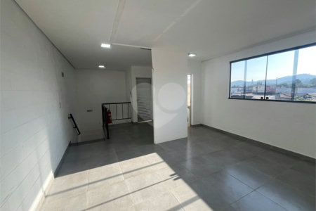 Salão Comercial para alugar em Vila Mogilar, Mogi das Cruzes, SP