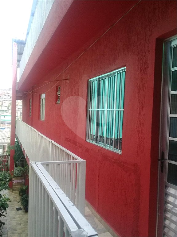 Sobrado à venda com 3 quartos no Brasilândia, São Paulo, SP