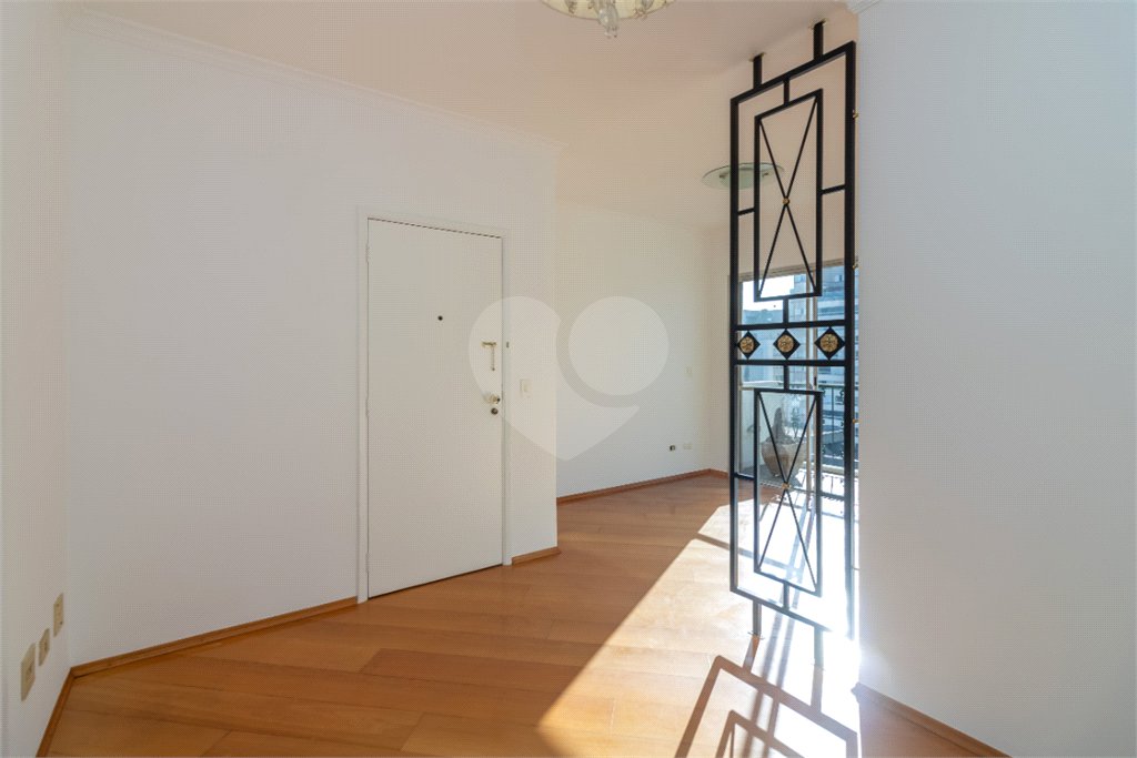 Apartamento à venda com 2 quartos, sendo 1 suíte,  em Itaim Bibi, São Paulo, SP