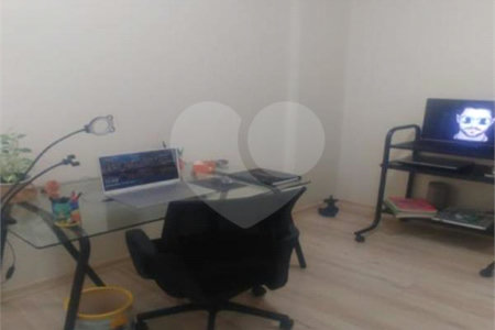 Apartamento à venda com 3 quartos, sendo 1 suíte,  em Cambuci, São Paulo, SP