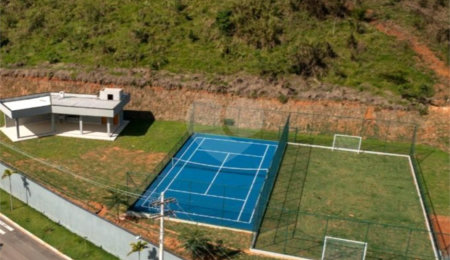Terreno à venda no Centro, Bom Jesus dos Perdões, SP