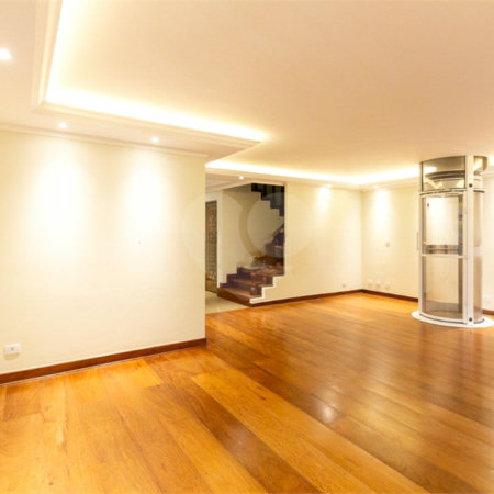 Casa à venda ou para alugar com 3 suítes em Sumaré, São Paulo, SP