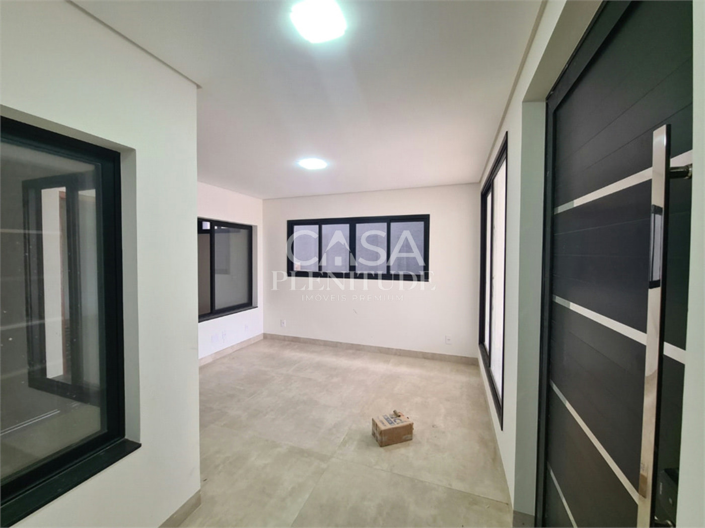 Casa em condomínio à venda com 5 quartos, sendo 3 suítes, em Wanel Ville, Sorocaba, SP