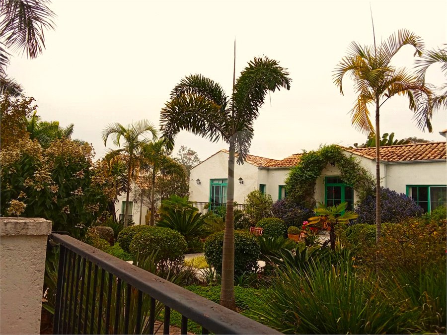 Casa à venda com 4 quartos, sendo 2 suítes,  no condomínio Vivenda do Lago, Sorocaba - SP