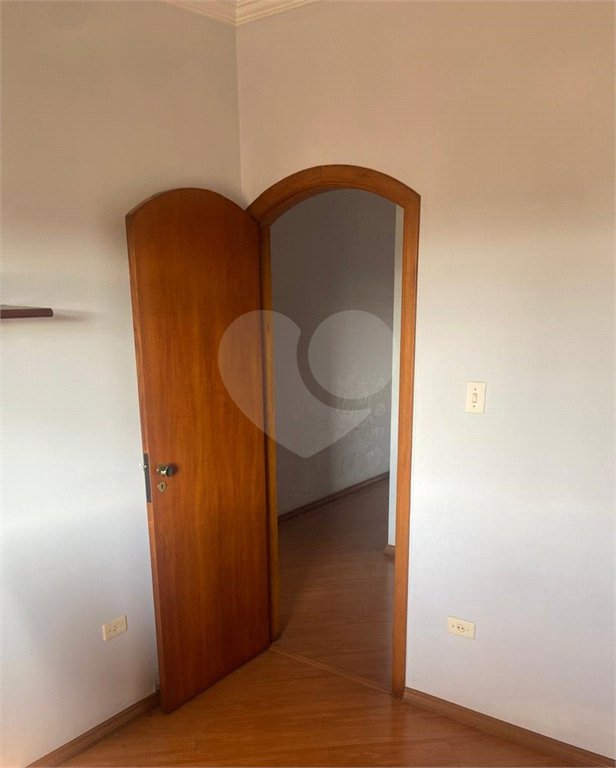 Sobrado à venda com 3 quartos, sendo 1 suíte,  em Jardim Selma Helena, Poá, SP