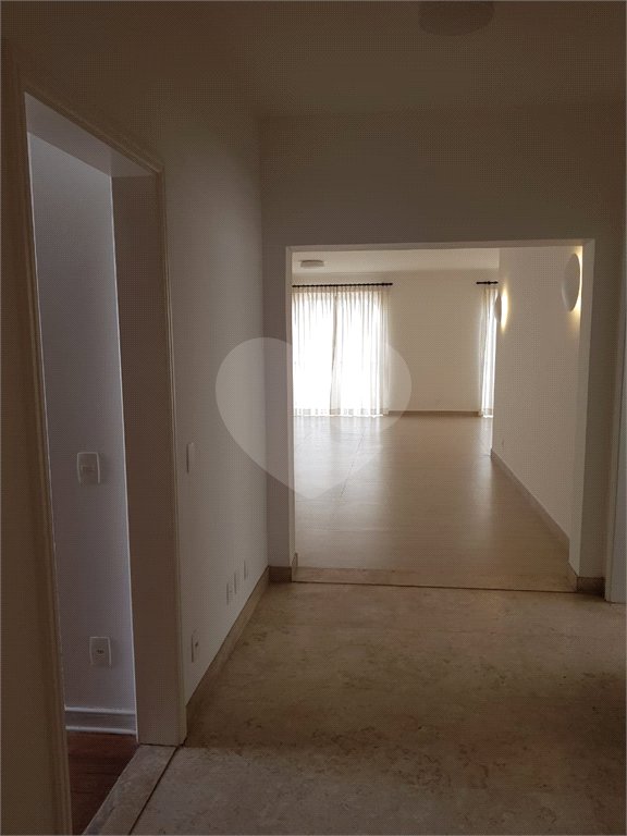 Apartamento à venda com 4 quartos, sendo 2 suítes, em Higienópolis, São Paulo, SP