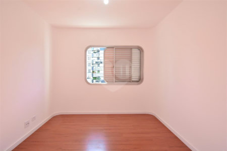 Apartamento à venda com 4 quartos, sendo 2 suítes,  em Brooklin Paulista, São Paulo, SP