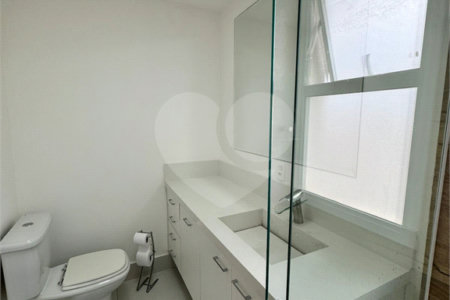Apartamento à venda com 3 quartos, sendo 1 suíte, no Centro, São Bernardo do Campo, SP