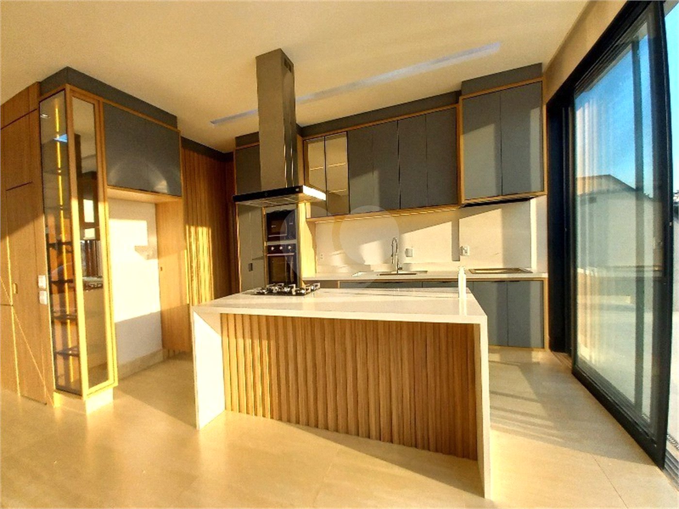 Casa à venda com 4 suítes no condomínio Terra Magna, Indaiatuba - SP