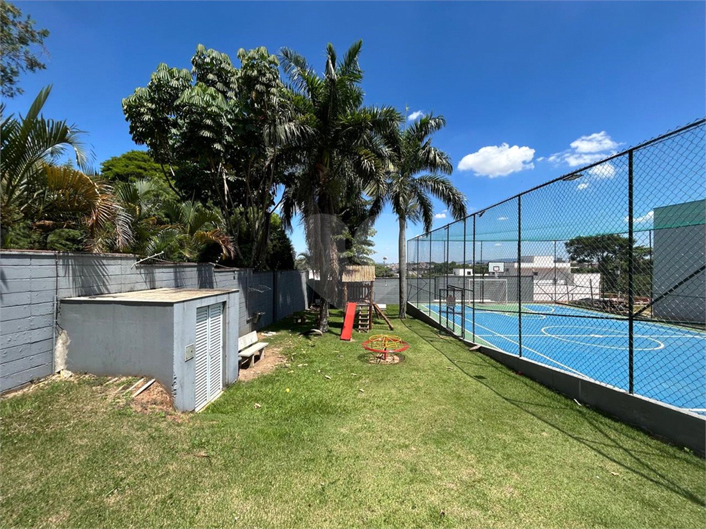 Terreno à venda no condomínio Villagio Di Capri, Votorantim - SP