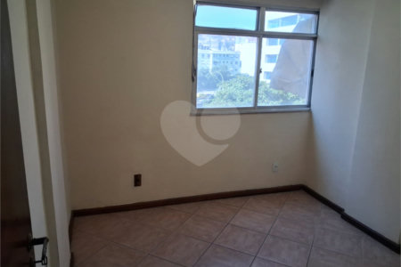 Apartamento à venda com 2 quartos em Praça da Bandeira, Rio de Janeiro, RJ