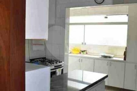 Cobertura à venda com 4 quartos, sendo 1 suíte,  em Santana, São Paulo, SP