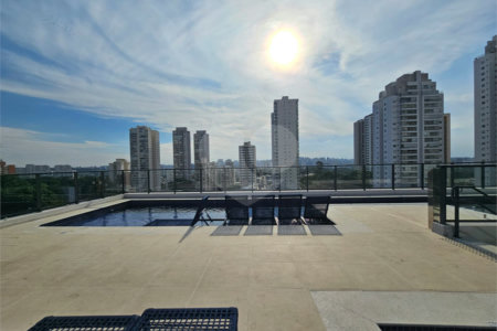 Apartamento à venda com 3 quartos, sendo 1 suíte, em Alto da Boa Vista, São Paulo, SP