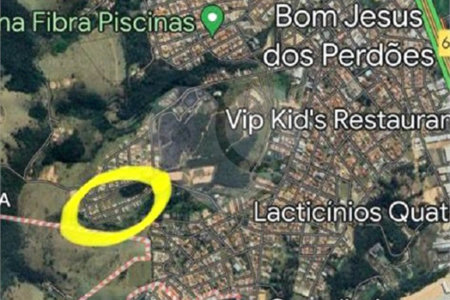 Casa à venda com 3 quartos, sendo 1 suíte, no condomínio Residencial Santa Martha, Bom Jesus dos Perdões - SP