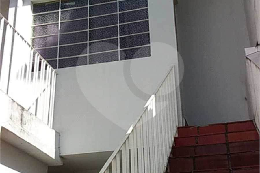 Sobrado à venda com 7 quartos, sendo 1 suíte, em Jardim São Paulo(zona Norte), São Paulo, SP