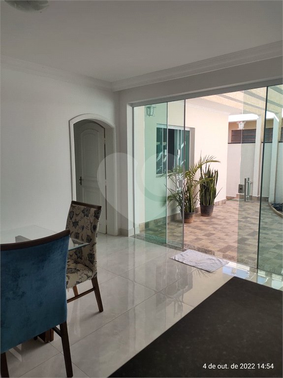 Casa à venda com 3 quartos, sendo 2 suítes, em Jardim Santa Rosália, Sorocaba, SP