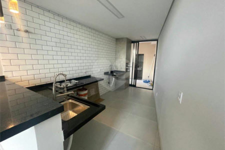 Casa à venda com 3 quartos, sendo 1 suíte, no condomínio Horto Florestal Villagio, Sorocaba - SP