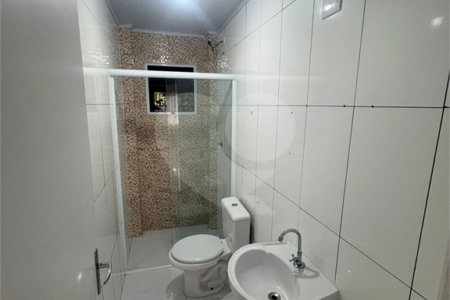 Casa à venda com 2 quartos no condomínio Carvalho Lagares, Poá - SP