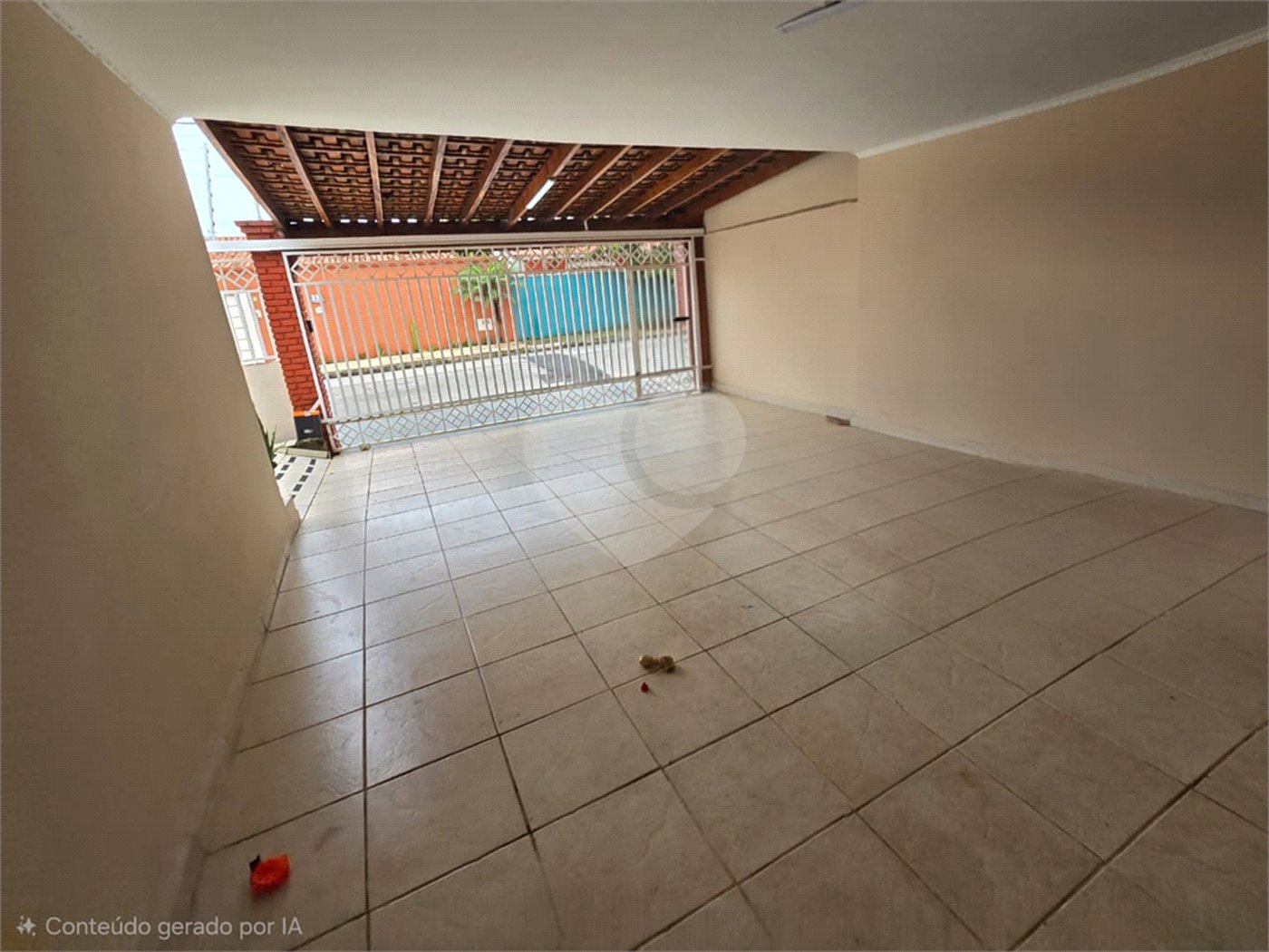 Casa à venda com 3 quartos, sendo 1 suíte,  em Jardim Shangri-lá, Itapetininga, SP
