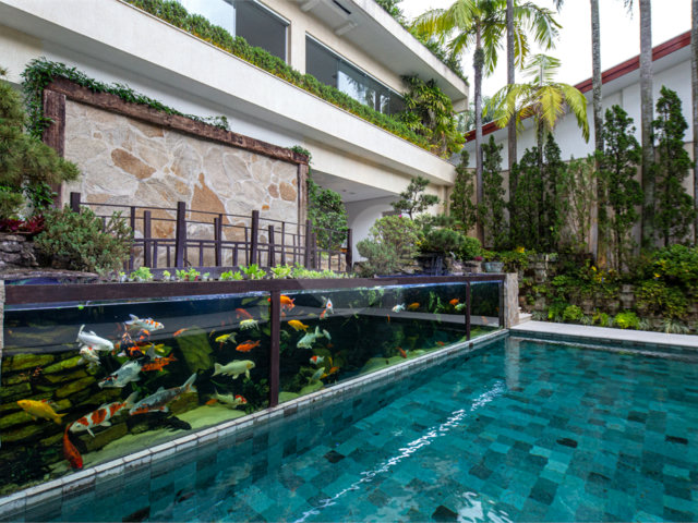 Casa à venda com 5 suítes em Jardim Cordeiro, São Paulo, SP