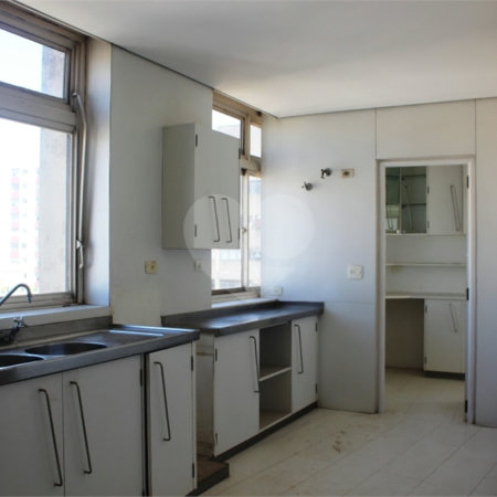 Triplex à venda com 5 quartos, sendo 3 suítes, em Santa Cecília, São Paulo, SP