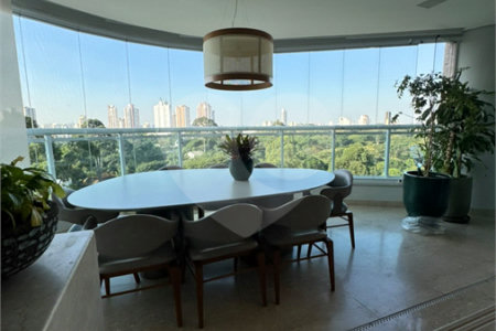 Apartamento à venda com 3 suítes em Jardim Anália Franco, São Paulo, SP