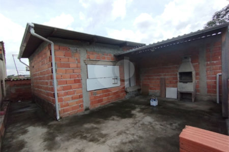 Casa à venda com 2 quartos em Jardim das Pedras, São Paulo, SP