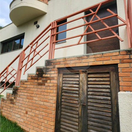 Chácara à venda com 4 quartos, sendo 3 suítes, em Pinheirinho, Vinhedo, SP