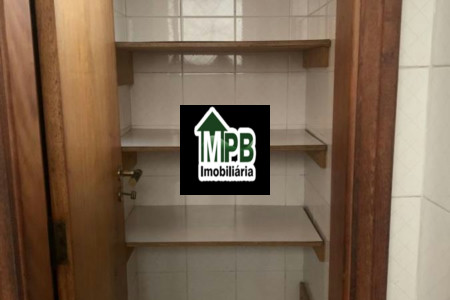Sobrado à venda com 3 quartos, sendo 1 suíte, em Vila Carvalho, Sorocaba, SP