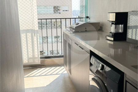 Apartamento à venda com 3 quartos, sendo 1 suíte, em Tatuapé, São Paulo, SP