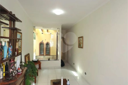 Sobrado à venda com 4 quartos, sendo 2 suítes, em Vila Mazzei, São Paulo, SP